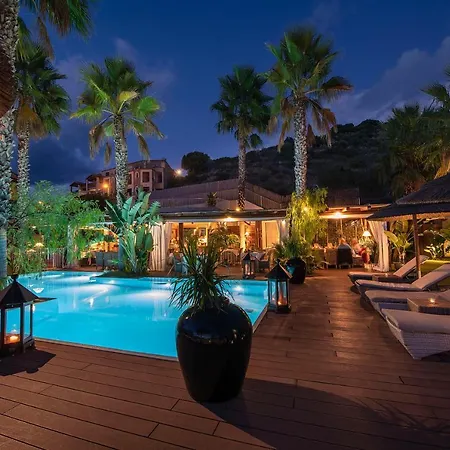 Szálloda Boutique Su Sergenti Villasimius